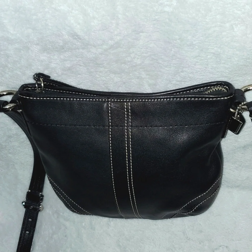 COACH Soho Black Leather Swingpack Small Crossbody Bag
